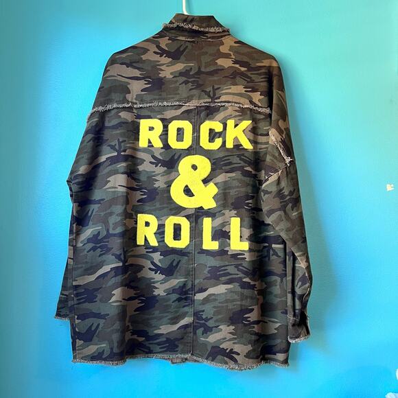 J.NNA Camo Rock & Roll Distressed Utility Shacket Jacket Shirt Size Large Womens - Picture 5 of 8